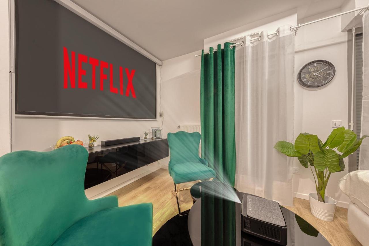 Апартаменти Cinema Moon Luxury - Gare 3Min - Proche Paris Массі Екстер'єр фото